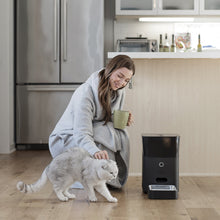 Load image into Gallery viewer, Petnet SmartFeeder (2nd Generation) for Dogs and Cats, Medium, Black/Black
