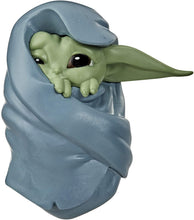 Load image into Gallery viewer, Star Wars The Bounty Collection The Child Collectible Toys 2.2-Inch The Mandalorian “Baby Yoda” Sipping Soup, Blanket-Wrapped Figure 2-Pack