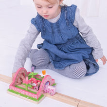 Load image into Gallery viewer, Bigjigs Rail Flower Garden