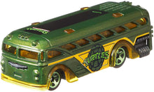 Load image into Gallery viewer, Hot Wheels 2020 Teenage Mutant Ninja Turtles 5 car Set .. .
