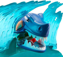 Load image into Gallery viewer, Hot Wheels FNB21 City Shark Beach Battle Play Set, Multicolour