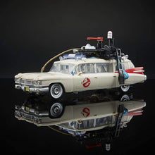 Load image into Gallery viewer, Ghostbusters X Transformers 2021 G1 Autobot Ectotron ECTO-1 &amp; Comic Exclusive