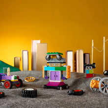 Load image into Gallery viewer, LEGO Classic - Bricks On A Roll 10715
