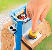 Load image into Gallery viewer, Playmobil Large Campground Adventure Set (70087)