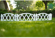 Load image into Gallery viewer, Worth Garden Plastic Fence Pickets Indoor Outdoor Protective Guard Edging Decor #3118, White