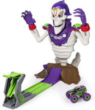 Load image into Gallery viewer, Monster Jam, Grim Takedown Playset with Lights &amp; Sounds, Featuring Exclusive 1: 64 Scale Die-Cast Grave Digger Monster Truck