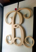 Load image into Gallery viewer, UNFINISHEDWOODCO Single Vine Monogram
