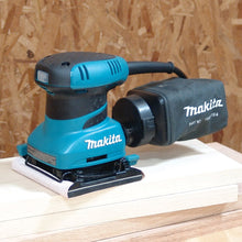 Load image into Gallery viewer, Makita 2 Amp Finishing Sander
