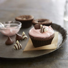 Load image into Gallery viewer, HERSHEY&#39;S HUGS &amp; KISSES Milk Chocolate and White Creme Assortment Candy, Valentine&#39;s Day, 25 OZ Variety Bag