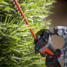 Load image into Gallery viewer, Remington RM4020 40V 22-Inch Cordless Battery Hedge Trimmer