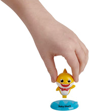 Load image into Gallery viewer, WowWee Pinkfong Baby Shark Official 5-Figure Pack - Baby Shark and Friends