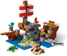 Load image into Gallery viewer, LEGO Minecraft The Pirate Ship Adventure 21152 Building Kit (386 Pieces)
