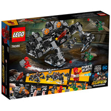 Load image into Gallery viewer, LEGO Super Heroes 76086 Knightcrawler Tunnel Attack (622 Piece)