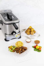 Load image into Gallery viewer, Kalorik Digital Deep Fryer with Oil Filtration