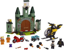 Load image into Gallery viewer, LEGO DC Batman: Batman and The Joker Escape 76138 Building Kit (171 Pieces)