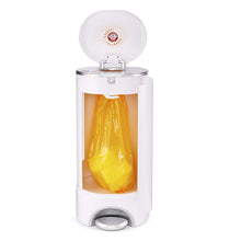 Load image into Gallery viewer, Munchkin Arm &amp; Hammer Diaper Pail Snap with Seal and Toss Refill Bag