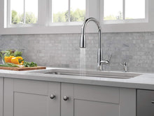 Load image into Gallery viewer, Peerless Single-Handle Kitchen Sink Faucet with Pull Down Sprayer and Soap Dispenser, Chrome P88103LF-SD-L