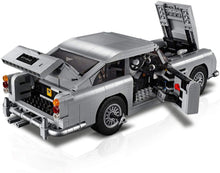 Load image into Gallery viewer, LEGO Creator Expert James Bond Aston Martin DB5 10262 Building Kit (1295 Pieces)