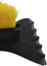 Load image into Gallery viewer, Bigfoot Deluxe Snowbrush and Ice Scraper – 21”