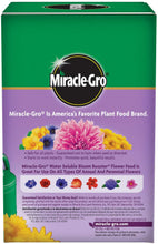 Load image into Gallery viewer, Miracle-Gro Water Soluble Bloom Booster Flower Food, 1.5 lb.