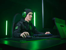 Load image into Gallery viewer, Razer Viper Ultimate Ambidextrous Wireless Gaming Mouse