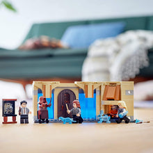 Load image into Gallery viewer, LEGO Harry Potter Hogwarts Room of Requirement 75966 Dumbledore's Army Gift Idea from Harry Potter and The Order of The Phoenix, New 2020 (193 Pieces)