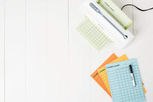 Load image into Gallery viewer, Scotch Thermal Laminator and Laminating Pouches