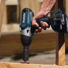 Load image into Gallery viewer, Makita XWT04S1 18V LXT Lithium-Ion Cordless 1/2" Sq. Drive Impact Wrench Kit (3.0Ah)