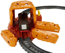 Load image into Gallery viewer, Thomas &amp; Friends TrackMaster, Tunnel Blast Set, multicolor (FJK24)