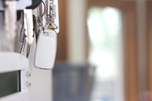 Load image into Gallery viewer, Samsung Electronics F-ARR-US-2 SmartThings Arrival Sensor