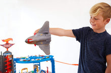Load image into Gallery viewer, Hot Wheels The Super Ultimate Garage