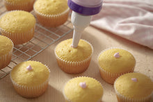 Load image into Gallery viewer, Wilton Dessert and Decorating cake Icing Tool