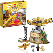 Load image into Gallery viewer, LEGO DC Wonder Woman vs Cheetah 76157 with Wonder Woman (Diana Prince), the Cheetah (Barbara Minerva) and Max; Action Figure LEGO Toy for Kids Aged 8 and up, New 2020 (371 Pieces)