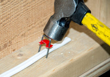 Load image into Gallery viewer, GARDNER BENDER MSI-1525T Insulated Metal Cable Staple, 1/2-h, 15-Pack