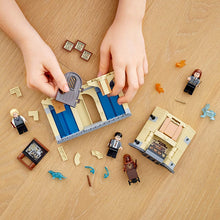 Load image into Gallery viewer, LEGO Harry Potter Hogwarts Room of Requirement 75966 Dumbledore's Army Gift Idea from Harry Potter and The Order of The Phoenix, New 2020 (193 Pieces)