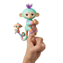 Load image into Gallery viewer, WowWee Fingerlings Baby Monkey &amp; Mini Bffs Billie &amp; Aiden Finger Puppets