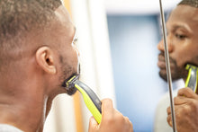 Load image into Gallery viewer, Philips Norelco OneBlade hybrid electric trimmer and shaver, QP2520/70