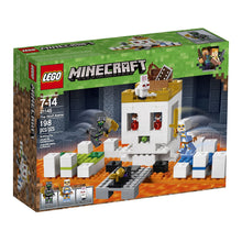 Load image into Gallery viewer, LEGO Minecraft The Skull Arena 21145 Building Kit (198 Piece)