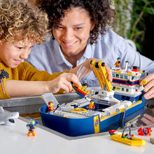 Load image into Gallery viewer, LEGO City Ocean Exploration Ship 60266
