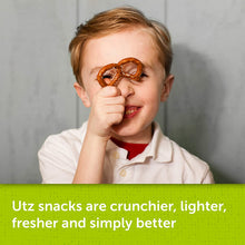 Load image into Gallery viewer, Utz Potato Chips, Sour Cream &amp; Onion – 1 oz. Bags (60 Count) – Crispy Potato Chips Made from Fresh Potatoes, Crunchy Individual Snacks to Go, Cholesterol Free, Trans-Fat Free, Gluten Free Snacks