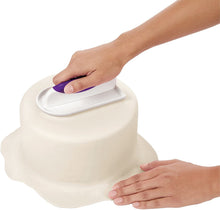 Load image into Gallery viewer, Wilton 710-2301 Decorator Preferred Fondant, 24-Ounce, White