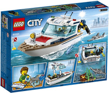 Load image into Gallery viewer, LEGO City Great Vehicles Diving Yacht 60221 Building Kit (148 Pieces)