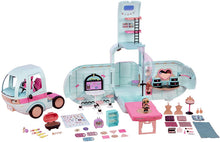 Load image into Gallery viewer, L.O.L. Surprise! 2-in-1 Glamper Fashion Camper with 55+ Surprises
