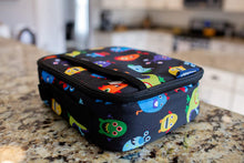 Load image into Gallery viewer, Wildkin Insulated Lunch Box Bag for Boys and Girls Perfect Size
