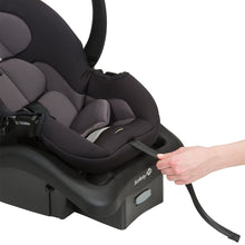Load image into Gallery viewer, Safety 1st onBoard 35 LT Infant Car Seat