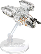 Load image into Gallery viewer, Hot Wheels Starships Star Wars Die-Cast Razor Crest with Flight Stand