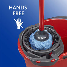 Load image into Gallery viewer, O-Cedar Quick Wring Bucket 2.5 Gallon Bucket With Wringer