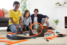 Load image into Gallery viewer, Hot Wheels id Smart Track Starter Kit with 3 Exclusive Cars, Track Pieces and Hot Wheels Race Portal for Physical &amp; Digital Play, Gift for Kids Ages 8 Years Old &amp; Up