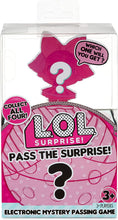 Load image into Gallery viewer, L.O.L. Surprise! 555582 Pass The Surprise Game- M.C. Hammy, Multicolor