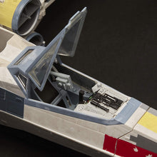 Load image into Gallery viewer, Star Wars The Vintage Collection Luke Skywalker Red 5 X-Wing Fighter 3 3/4-Inch Scale Vehicle